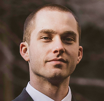Spécialiste du trading crypto et analyste de marché, Thomas Whitfield